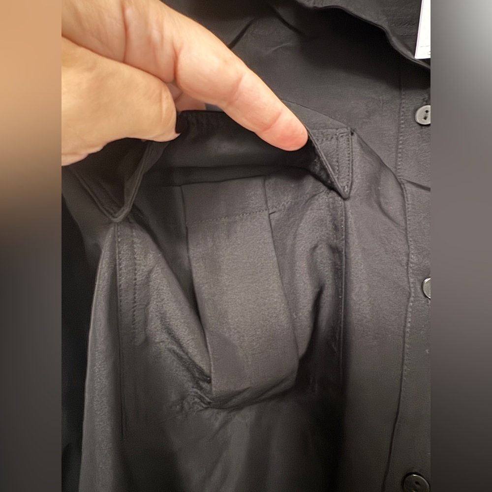 NWT Old Navy women’s button-down utility shirt in black size XL - Picture 4 of 8